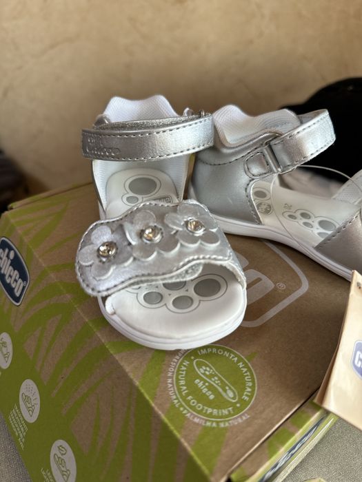 Босоніжки Chicco 20р устілка 12,5см назва Goffry