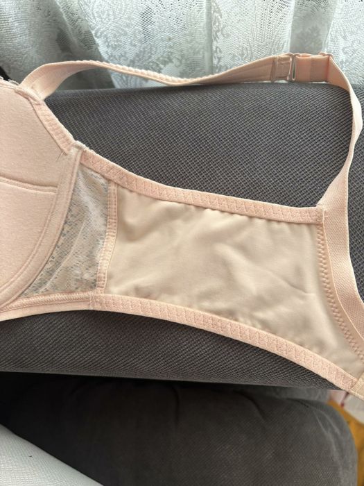 Бюстгальтер в идеальном состоянии 85 D