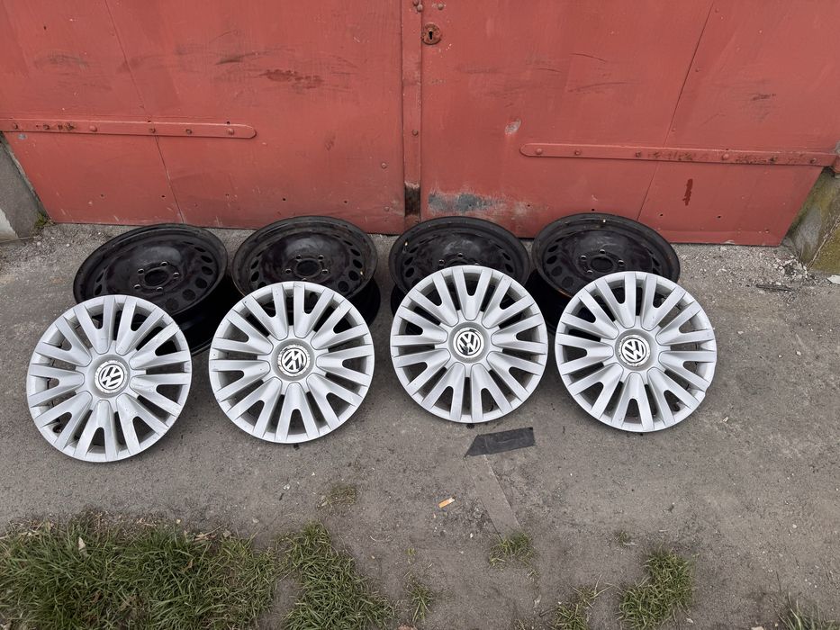 Felgi z kolpakami 15 cali golf vi skoda octavia  ii