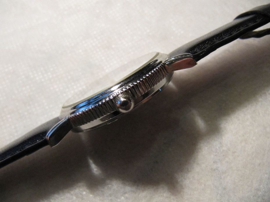 Часы Omax в коллекцию,, кварцевые, механизм EPSON, новые