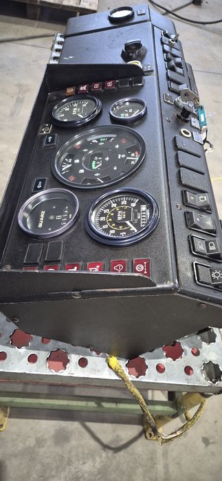 Deska rozdzielacza Hsw 534 - części