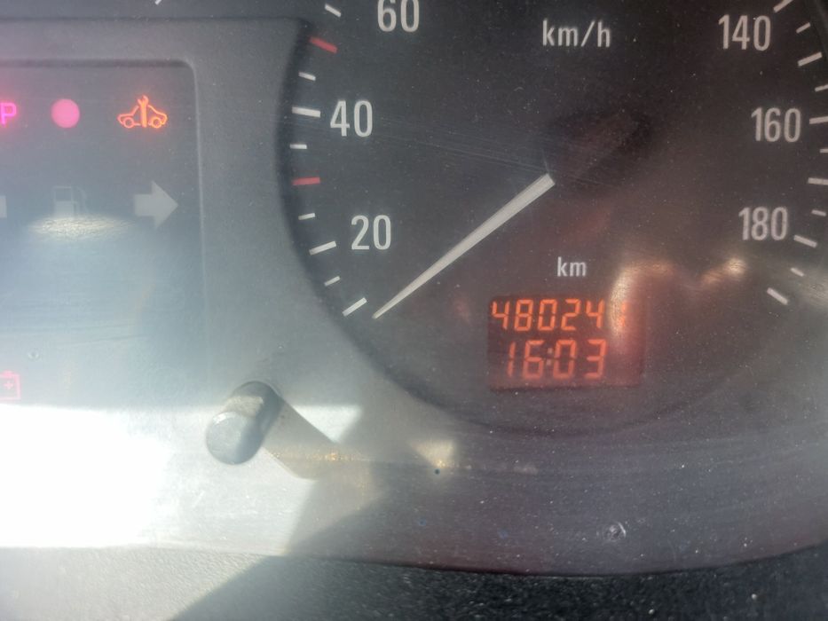 Opel Movano Van 2.8 TD