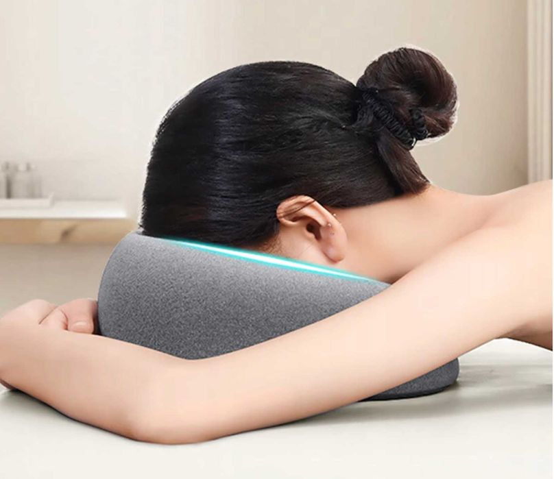 Ergonomiczna poduszka masująca