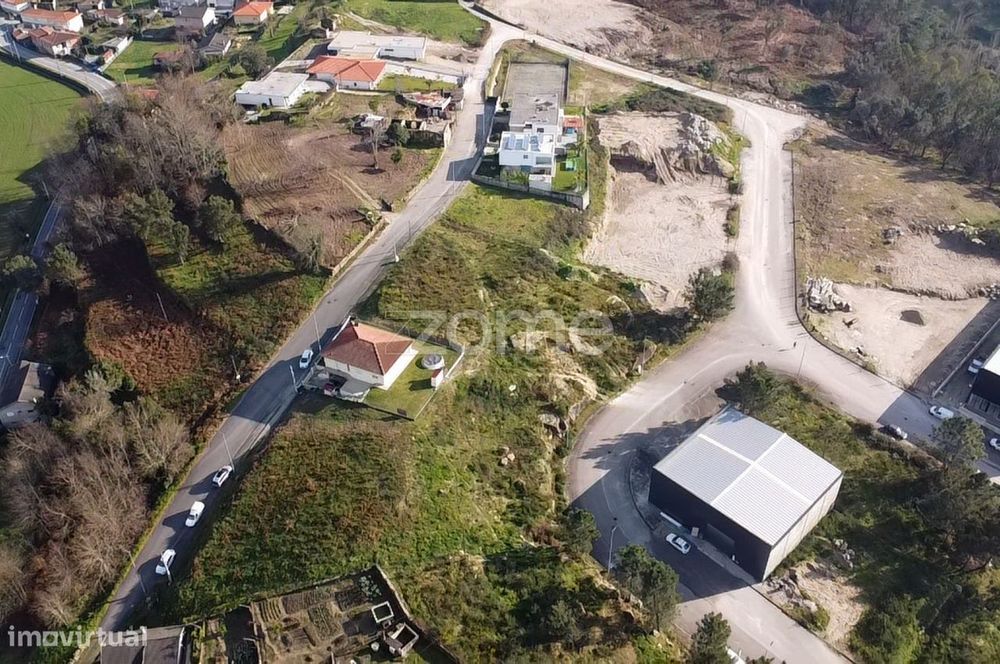 Lote de terreno Industrial para construção c/ área total de 820 m2