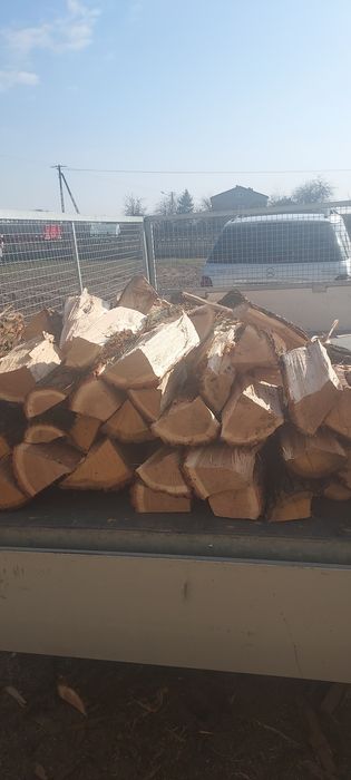 Drewno Opałowe suche Dąb Akacja Grab