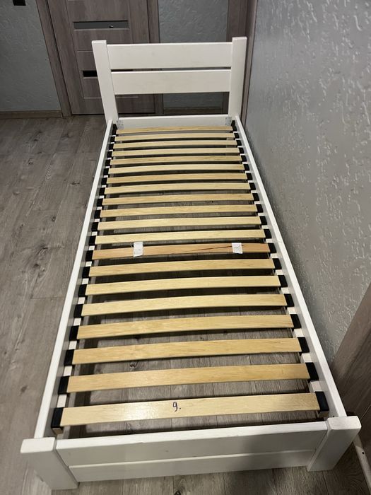 Дитяче ліжко (2штуки)