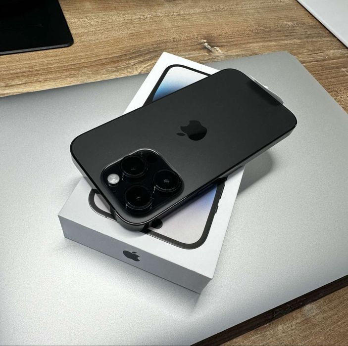 Iphone 14 Pro na 256GB, 93% Bateria Black