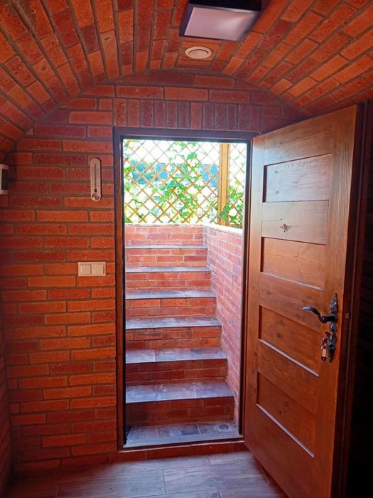 schron betonowy , piwniczka betonowa , ziemianka , piwnica , sauna ogrodowa