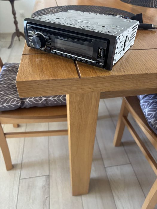 Pioneer DEH-09BT używane