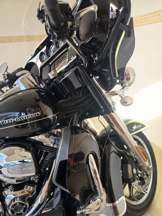 Harley davidson electra glide