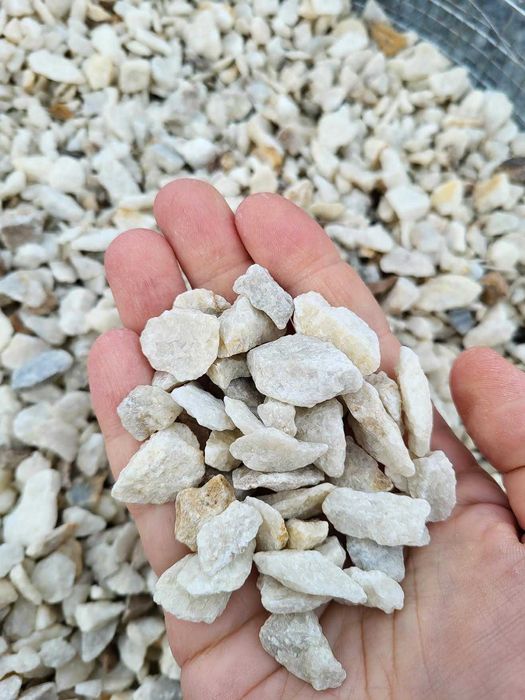 Grys Crystal White 8, 11, 32 mm kremowy kamień łupek żwir kruszywo ogrodowe Kamienie dekoracyjne