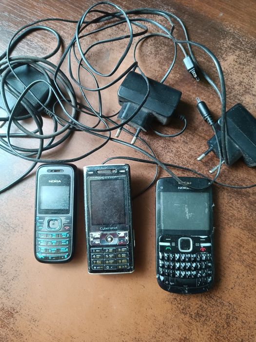 Лот k800j , nokia 1208, c3