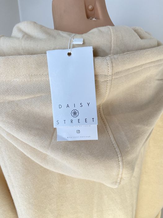 Nowa bluza Daisy Street rozmiar 46