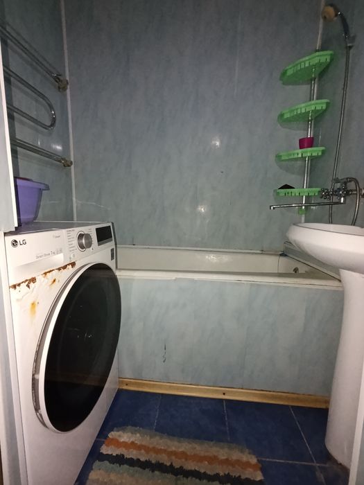 Надам в аренду 2 х кімнатну квартиру, поблизу центру!