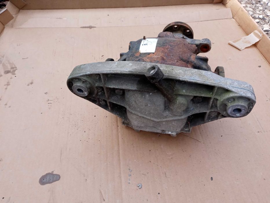 Dyfer most BMW E39 benzyna przełożenie 3.23 stan bdb