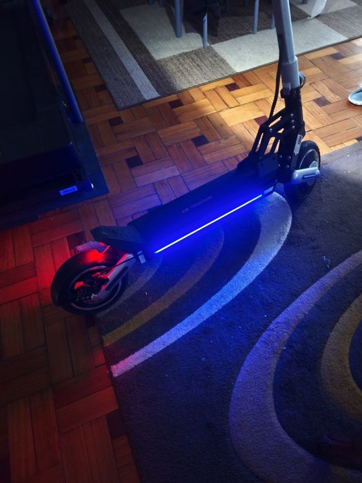 Trotinete Ienyrid M8  170€