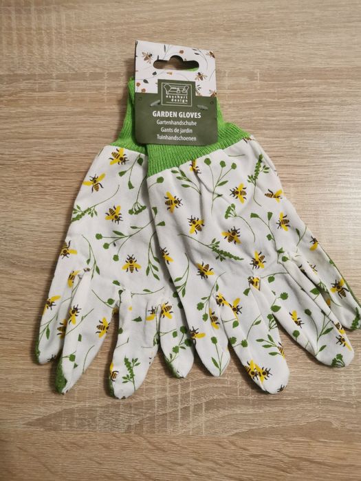 Rękawice ogrodowe w Pszczółki