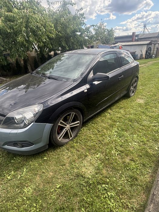 Opel astra h gtc 1.9cdti
