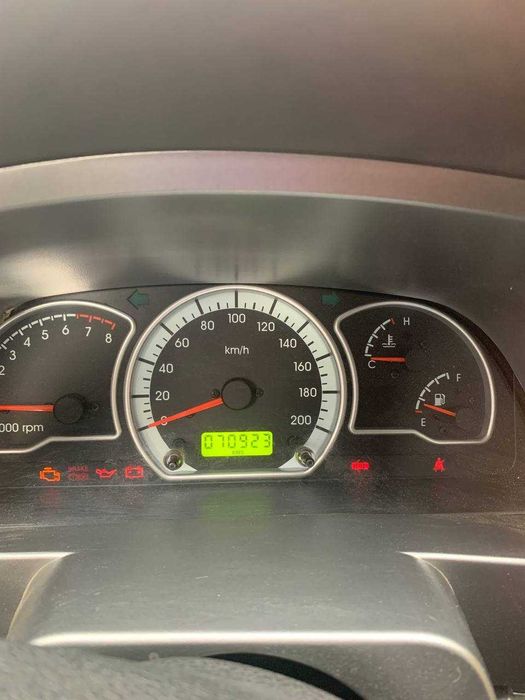 Продам Daewoo Nexia 1.5L 2011