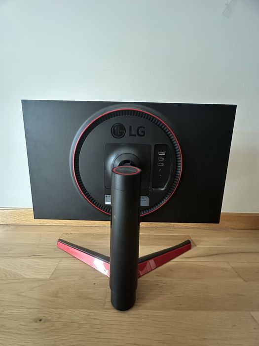 Monitor Gaming LG 24GL650-B 24” 144Hz 1ms FreeSync