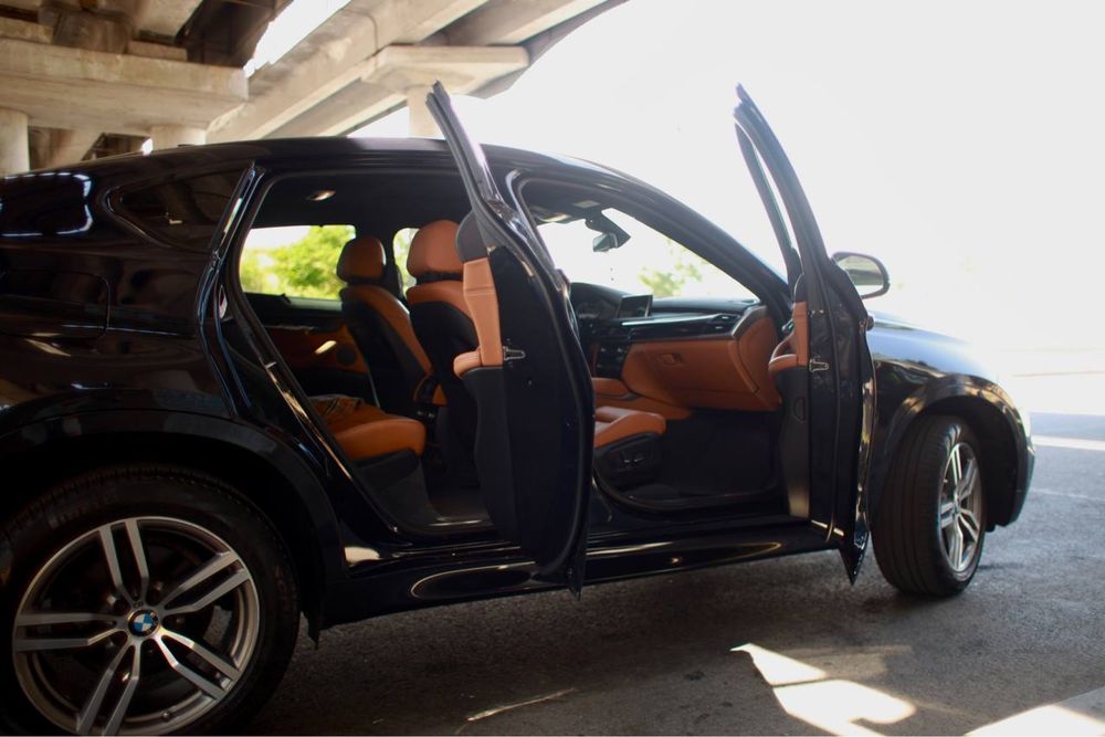 BMW X6 2018 VIN 5UXKU2C56K0Z62918 фото оголошення 4 з 8