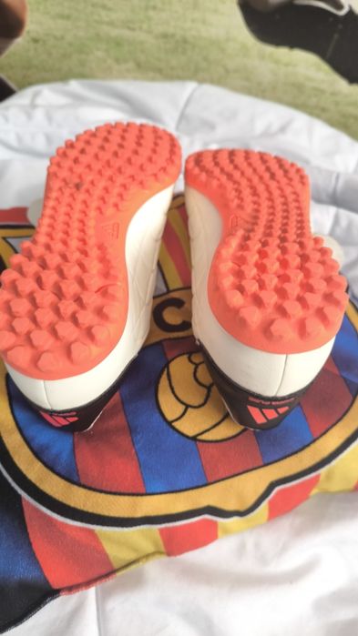 Turfy chłopięce adidas 38