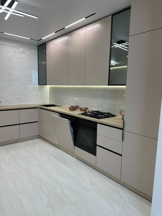 МРІЯ!Дизайнерська 2-к квартира, Софія Резиденс,Щаслива 63