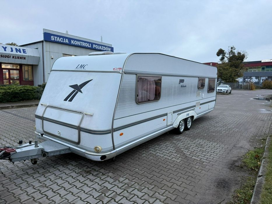 LMC Przyczepa kempingowa LMC Lord 685 z przedsionkiem