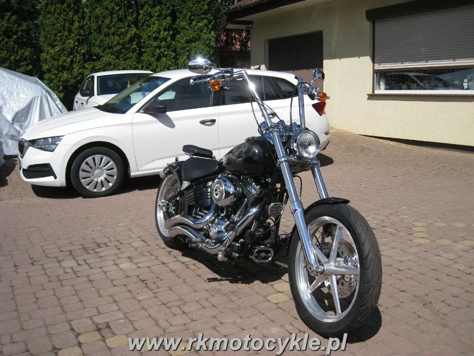 Harley-Davidson Softail HARLEY-DAVIDSON FXCWC ROCKER Softail Dyna V-Rod Heritage RKmotocykle