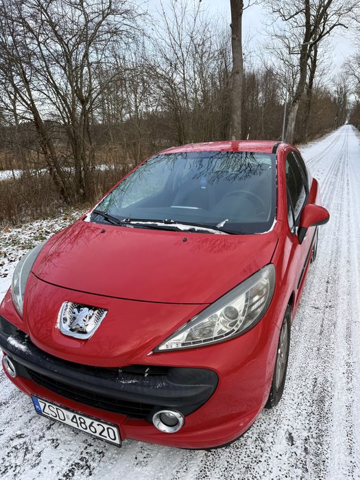 Peugeot 207 1.4 95km niski przebieg