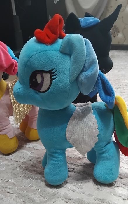 Літл поні.       .      .