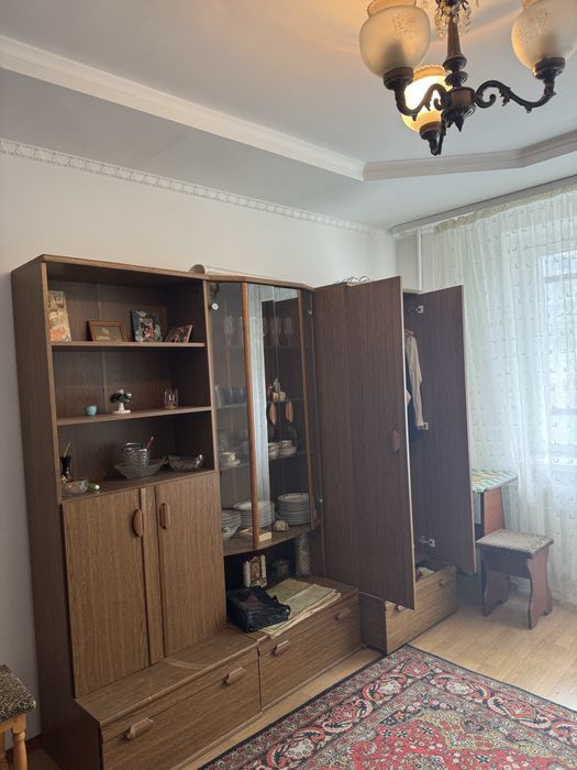 Продаж 4 кім квартири на 2 поіерсі р-н 3 школи