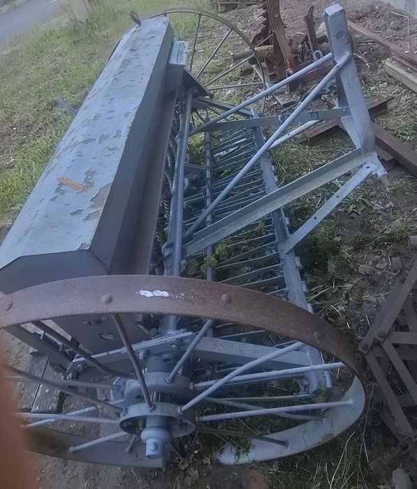 Kosiarka rotacyjna, siewnik zbozowy