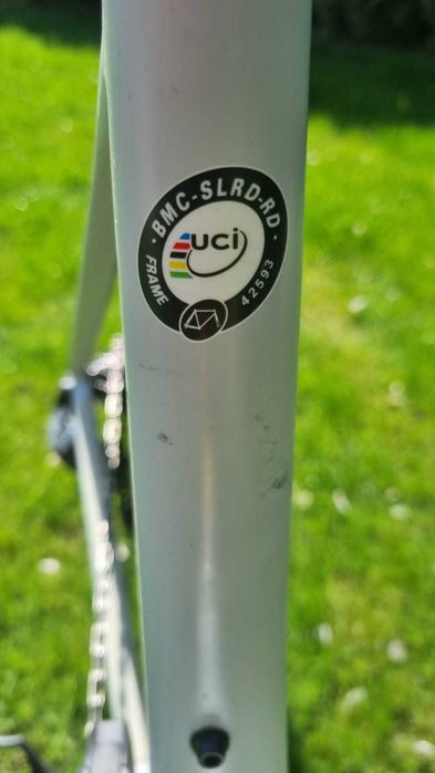 BMC Teammachine SLR01 Disc Three - SRAM Force eTap AXS