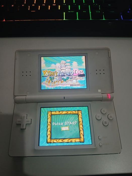 Nintendo DS Lite