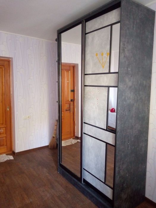 Здам кімнату в гуртожитку в районі Зеленоі.