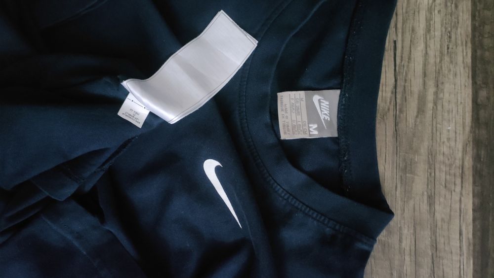 klasyczna,prosta bluza-bluzka NIKE
