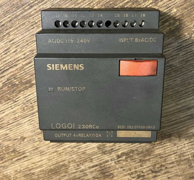 Siemens LOGO! 230RCo (6ED1052-2FB00-0BA3) MADE IN GERMANY 8 wejść