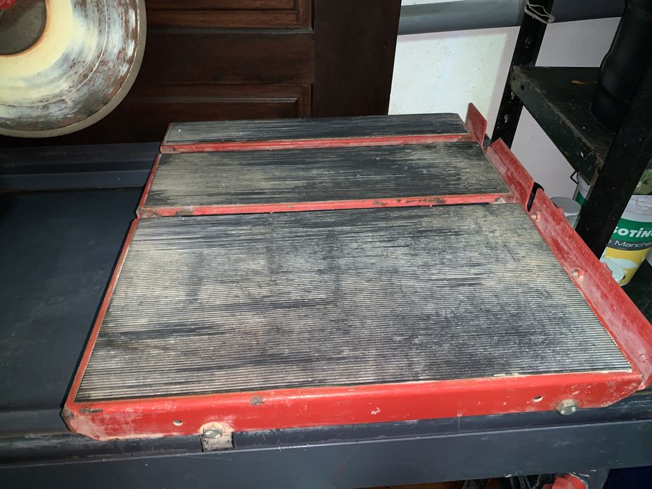 Mesa de Corte | Rubi DR-300 - Cortador elétrico