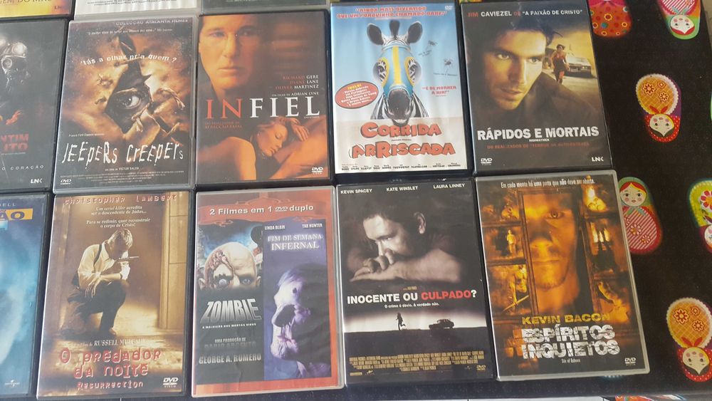 DVD's vários 2,50€ cada