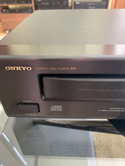 Програвач компакт дисків ONKIO DX-6900