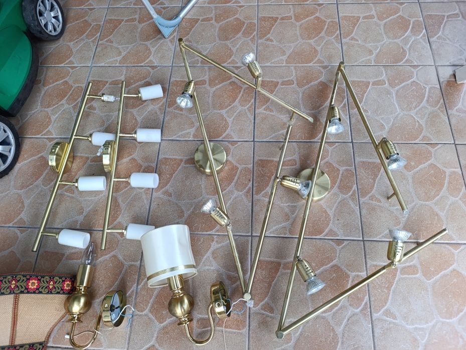 Lampa wisząca  złota  i kinkiety