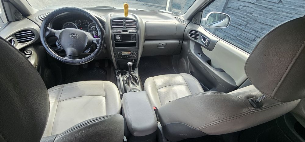 Hyundai Santa Fe SUV 2005r 2.4 GAZ
