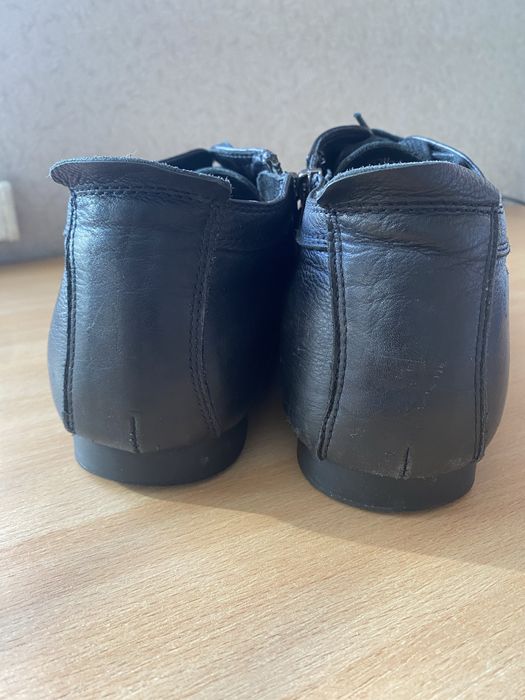 Черевики для хлопчика підлітка