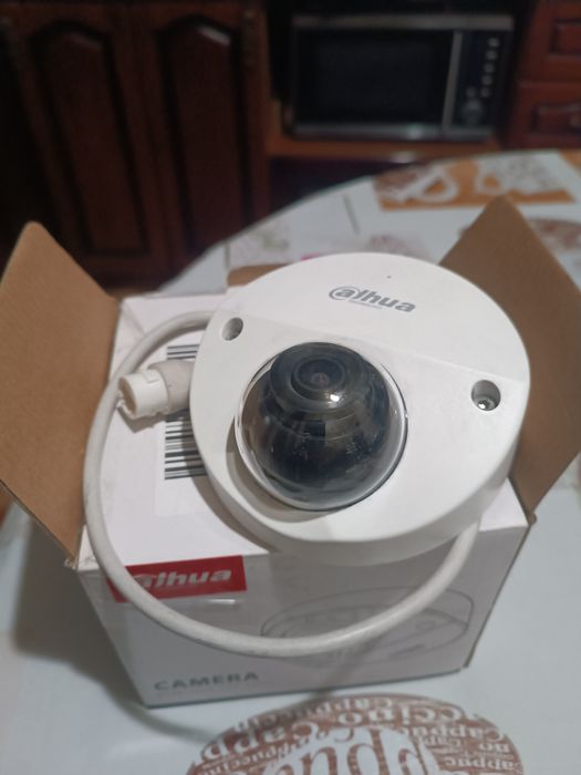 Видеокамеру DH-IPC-HDPW4221FP-W-0280B
