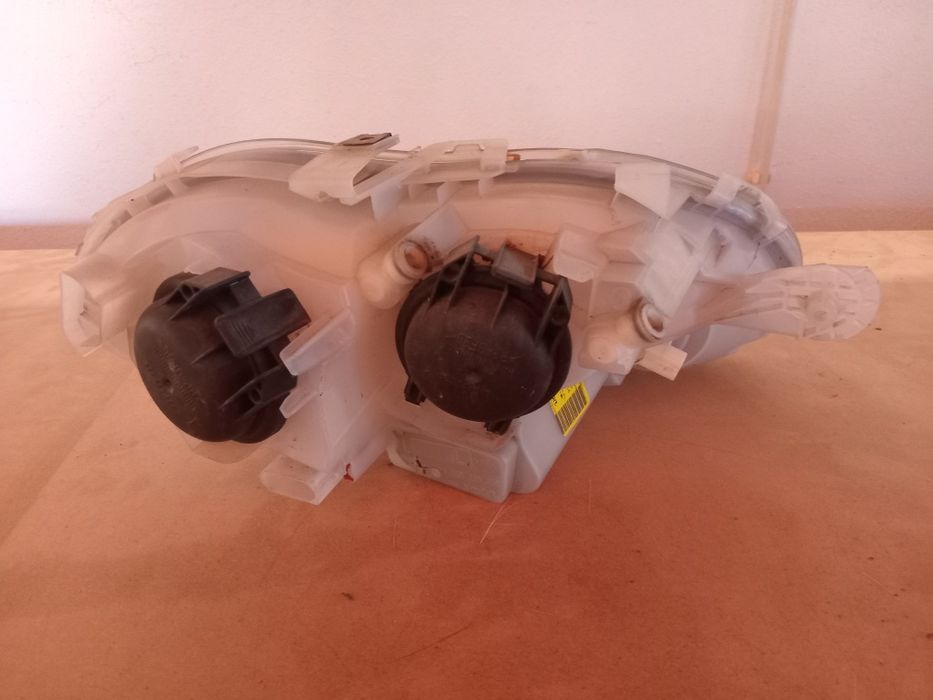 Otica esquerda smart fortwo 2G modelo  450