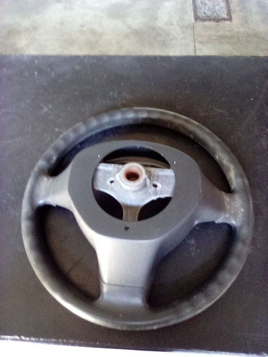 volante Toyota Yaris (como novo)