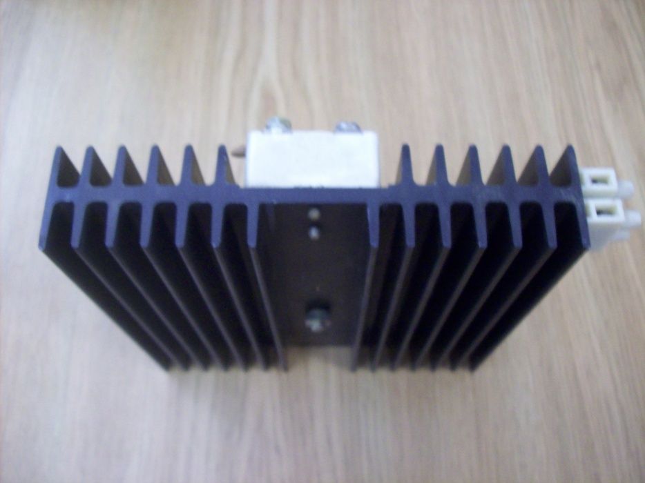 Tyrystor T122