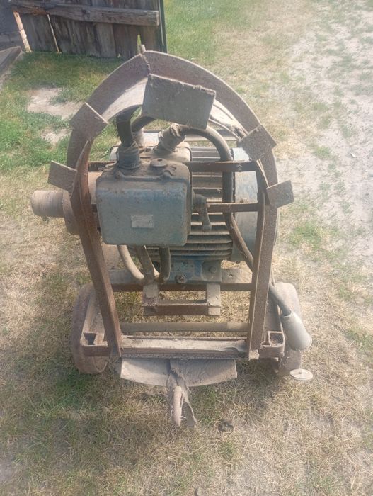 Sprzedam silnik elektryczny