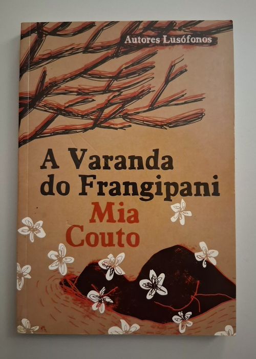 Livros de Chico Buarque, José Cardoso Pires e Mia Couto
